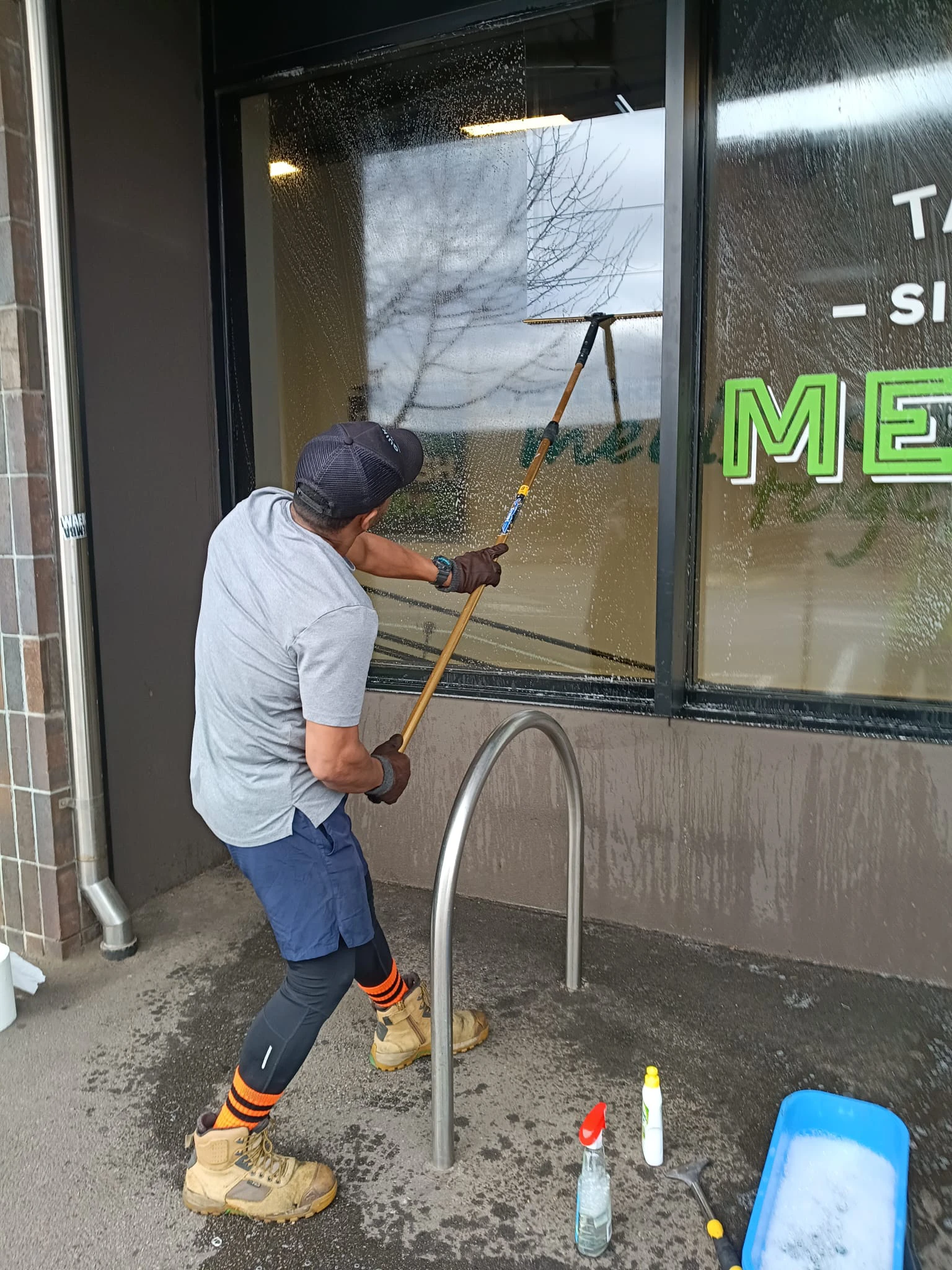 Window cleaning Commerical